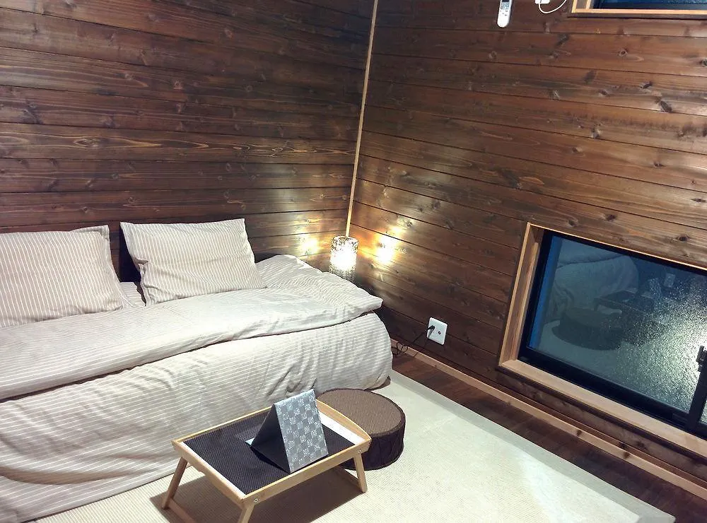 Ishinchi Nishisuya Machiya Hotel Kyoto 3*,  Japan